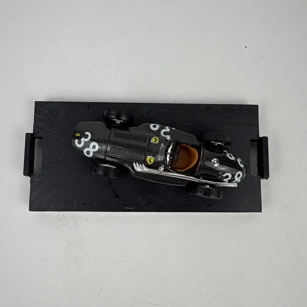 Brumm Models 1:43 Scale R197s - 1954 Ferrari 555 F1 Black #38